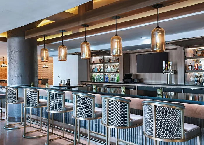 Fairfield Inn & Suites By Marriott Downtown